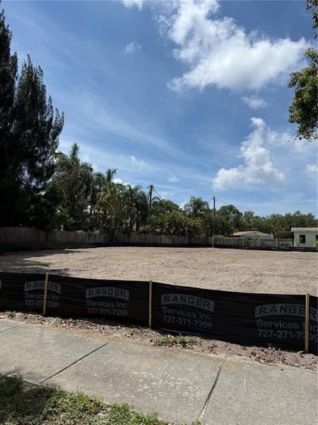 Site preparation for new homesites in , St. Petersburg (Image 4).