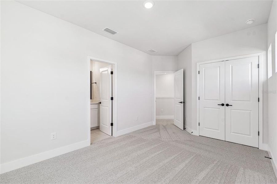 Spacious, unfurnished interior of a new home in Persimmon Park - Garden Series, Wesley Chapel (Image 19).