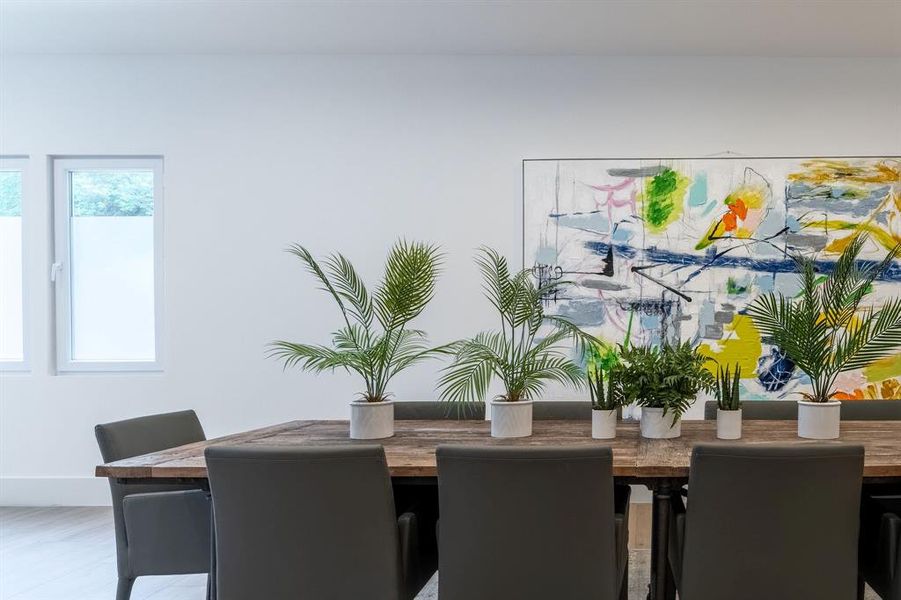 Furnished interior view inside a new home in , Dallas (Image 10). Furnished interior view inside a new home in , Dallas (Image 10).