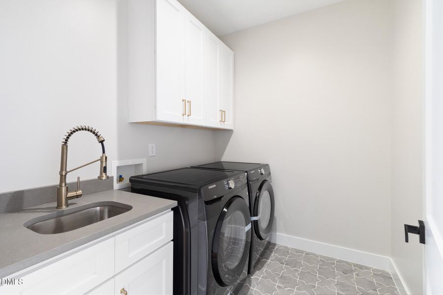 303-E-Geer-142 303-E-Geer-142