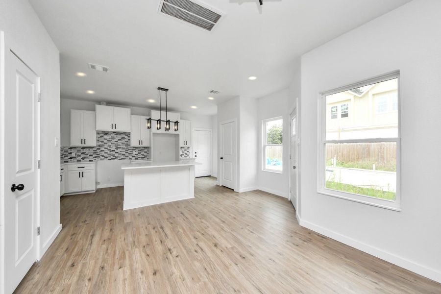 Image 37 of a home in .