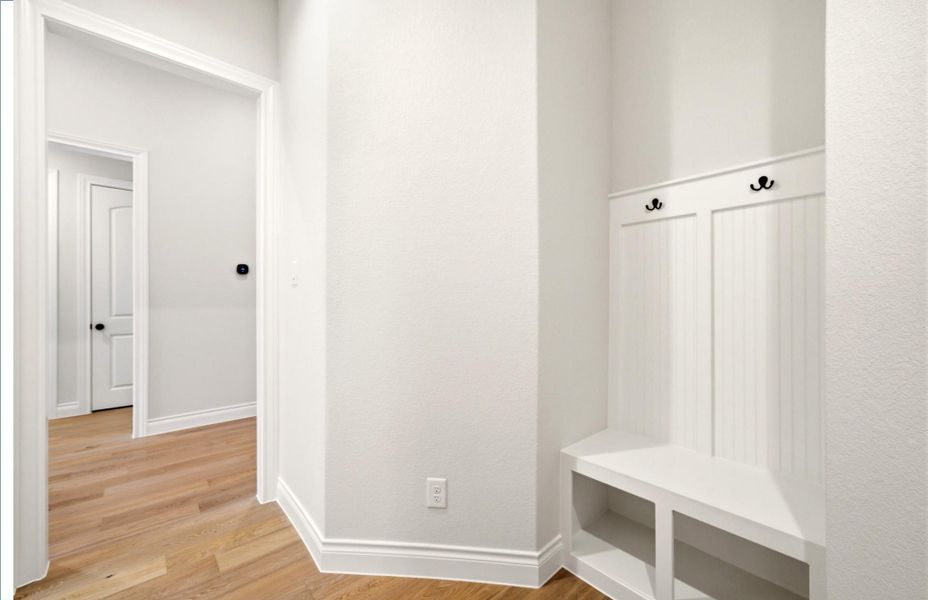 Spacious, unfurnished interior of a new home in The Woodlands Hills 65′, Willis (Image 20). Spacious, unfurnished interior of a new home in The Woodlands Hills 65′, Willis (Image 20).