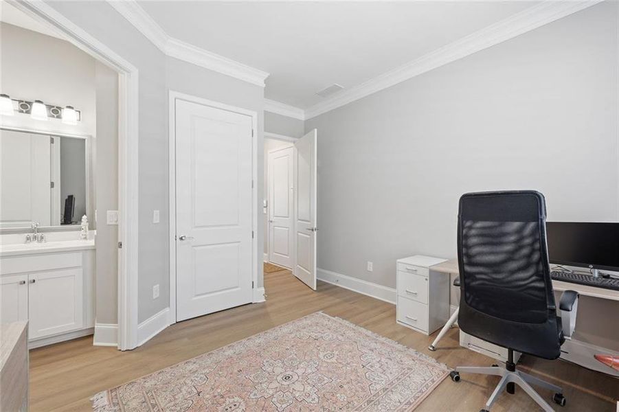 Image 38 of a home in .