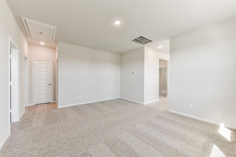 Spacious, unfurnished interior of a new home in Colony at Pinehurst, Pinehurst (Image 22). Spacious, unfurnished interior of a new home in Colony at Pinehurst, Pinehurst (Image 22).
