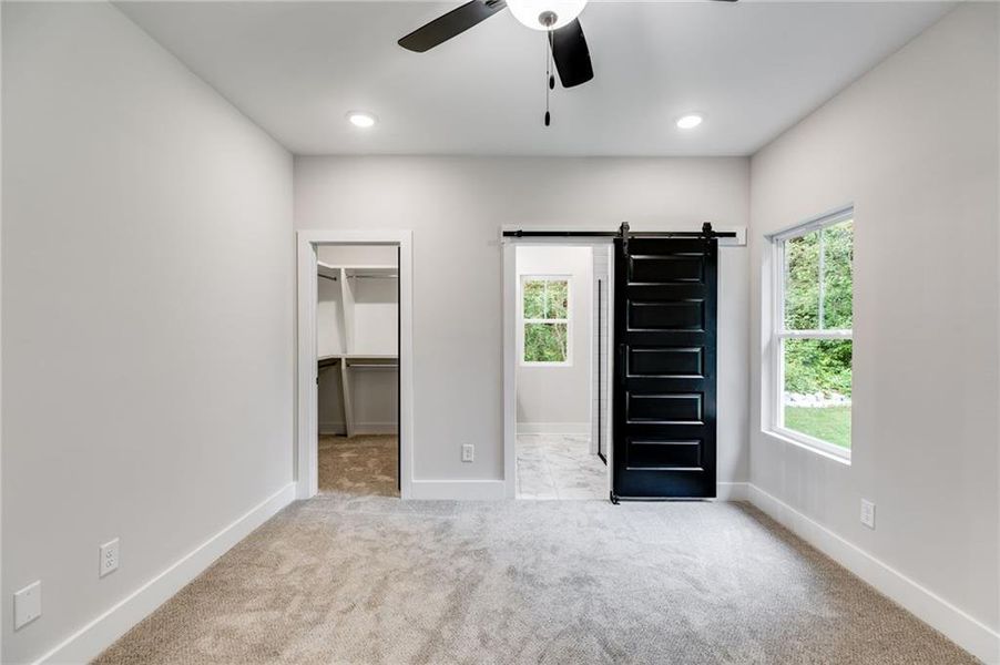 Spacious, unfurnished interior of a new home in , Carrollton (Image 7).