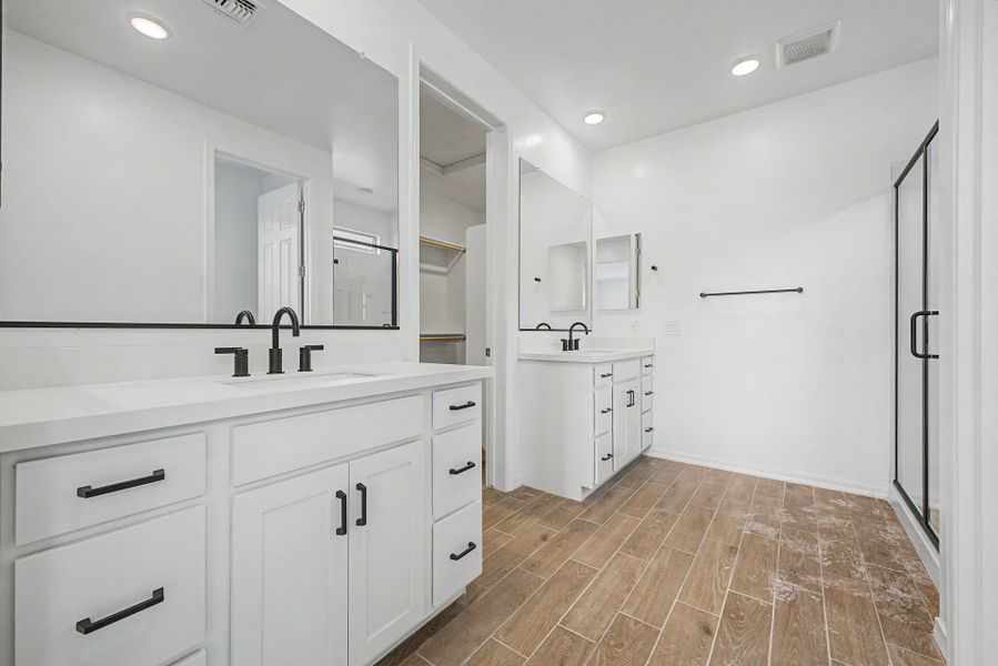 Furnished interior view inside a new home in Bella Vista Farms, San Tan Valley (Image 6).