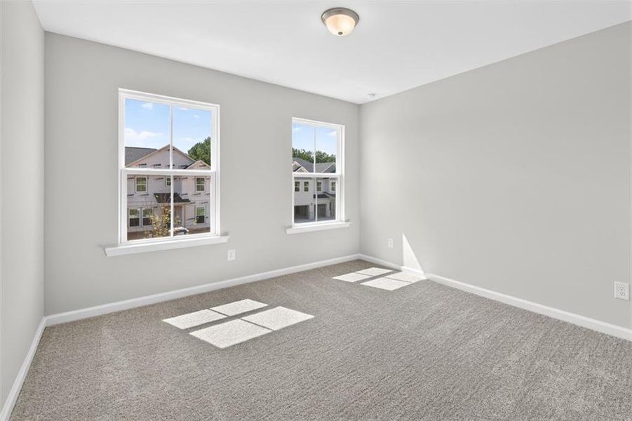 Spacious, unfurnished interior of a new home in Hamilton Place, Cartersville (Image 12).