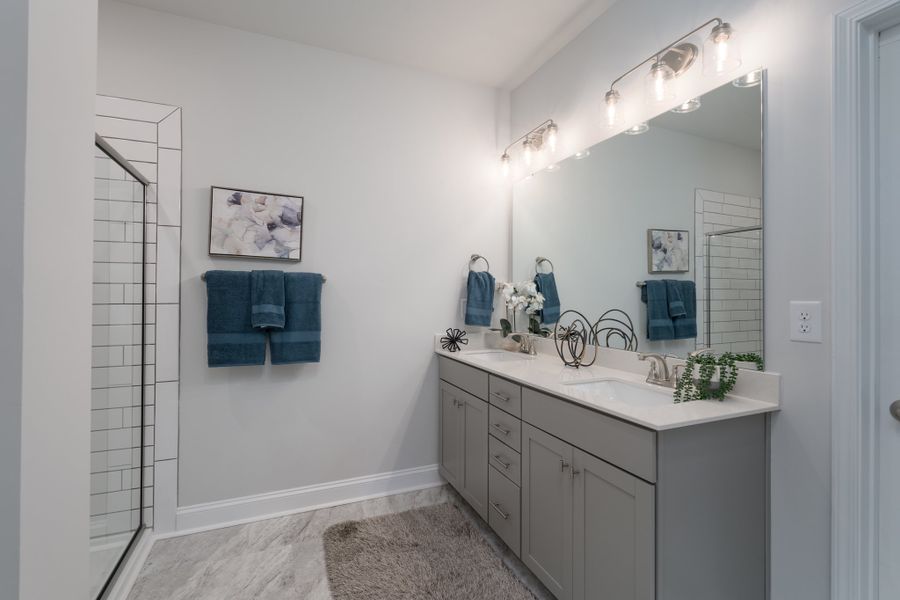 Representative furnished interior of a home built from the 3320 by Adams Homes in Falls of the Cape, Lillington (Image 18).