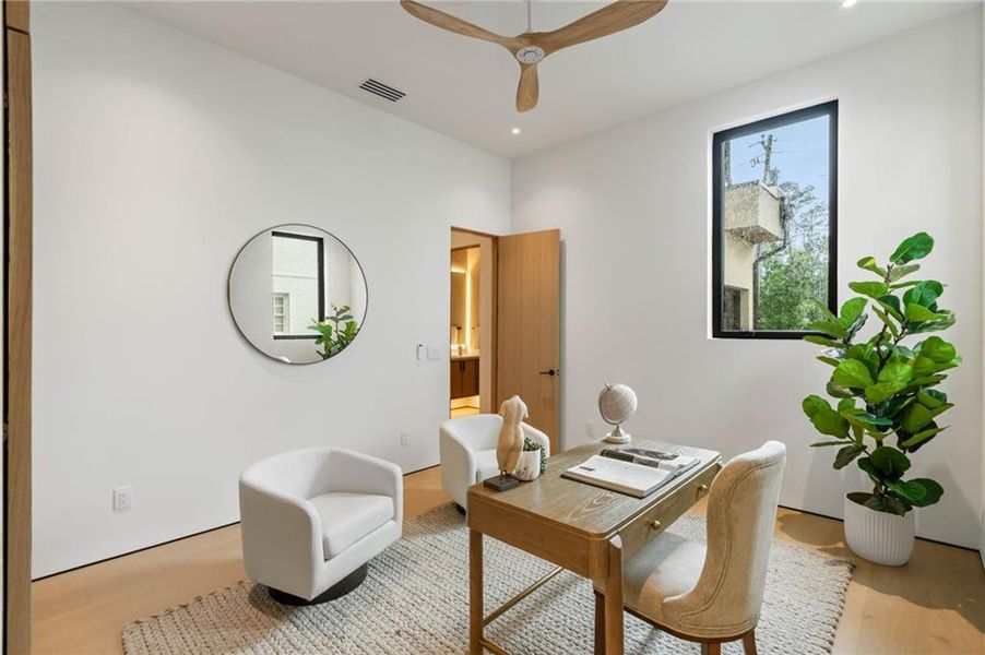 Furnished interior view inside a new home in , Atlanta (Image 48). Furnished interior view inside a new home in , Atlanta (Image 48).