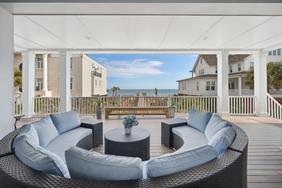 Exterior details and patio area of a home in , Georgetown (Image 4).