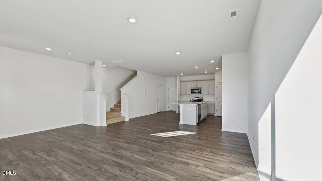 11-custom-Old Tarboro Rd lot 27-S2701-01