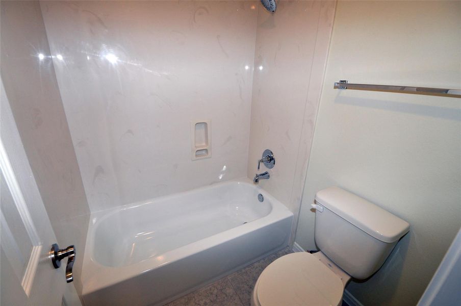 Furnished interior view inside a new home in Pedregal, League City (Image 14).