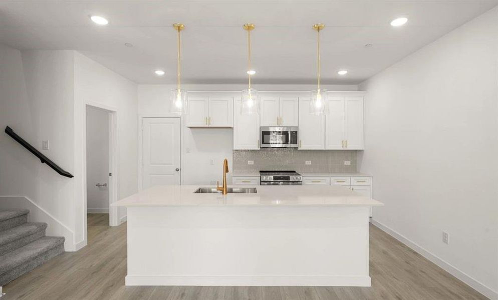 Kitchen Representative Photo