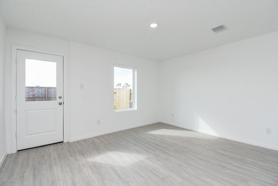 Spacious, unfurnished interior of a new home in Tavola, New Caney (Image 27). Spacious, unfurnished interior of a new home in Tavola, New Caney (Image 27).