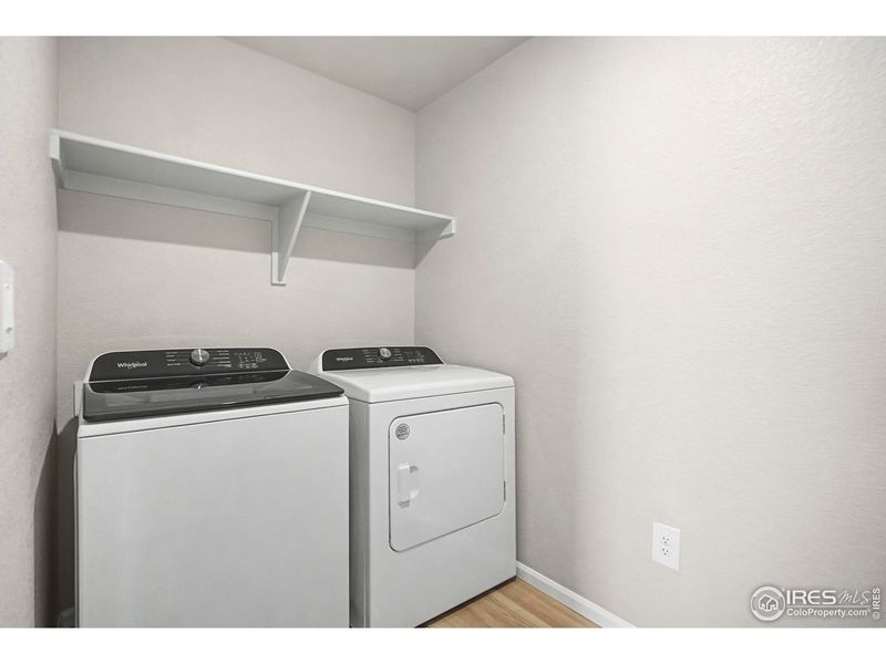 Close-up of interior finishes inside a home in Lake Bluff, Greeley (Image 21).