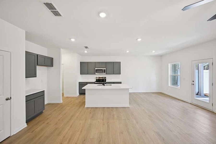 Kitchen featuring Minimalist Collection Finishes