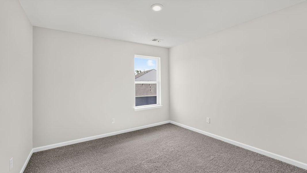 Spacious, unfurnished interior of a new home in Harper Ridge, Roebuck (Image 27).