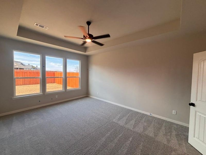 Spacious, unfurnished interior of a new home in Northstar, Haslet (Image 11).