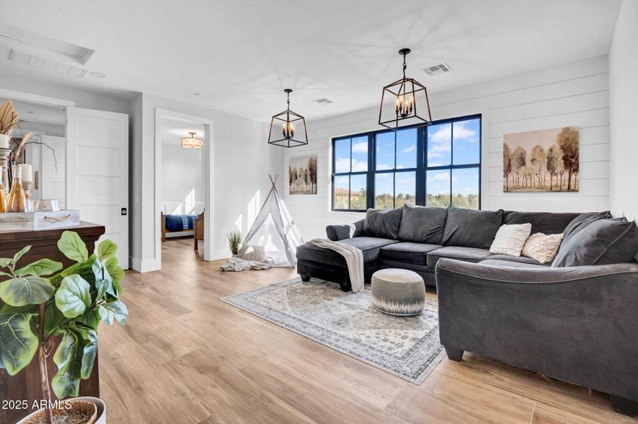 Upstairs Loft Upstairs Loft