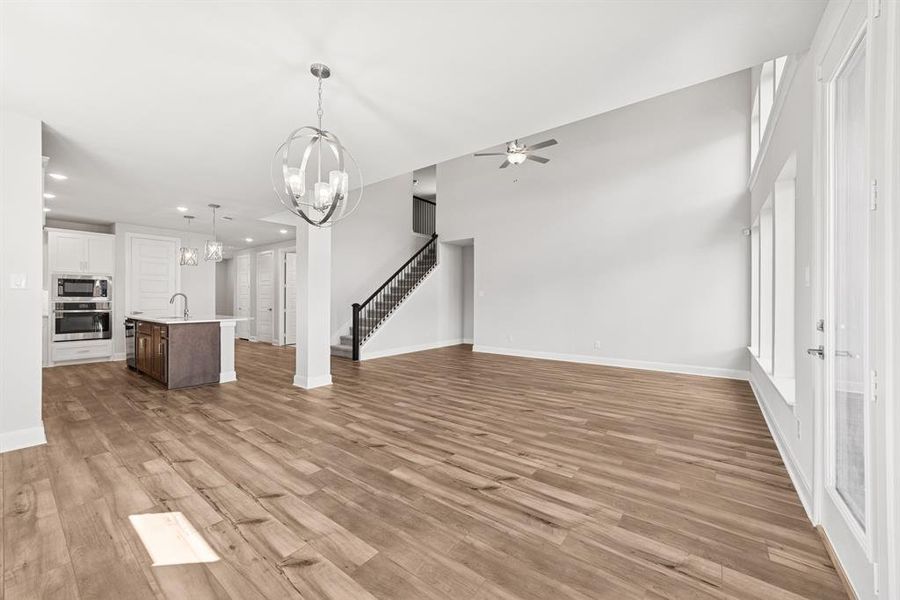 Spacious, unfurnished interior of a new home in Sandbrock Ranch, Aubrey (Image 28).