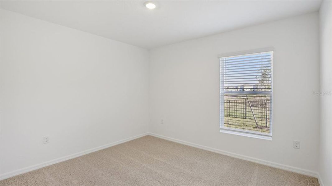 Spacious, unfurnished interior of a new home in , Dade City (Image 23).