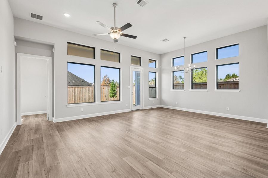 Spacious, unfurnished interior of a new home in Kresston, Magnolia (Image 35). Spacious, unfurnished interior of a new home in Kresston, Magnolia (Image 35).