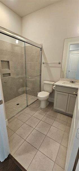 secondary bath with walk in shower.