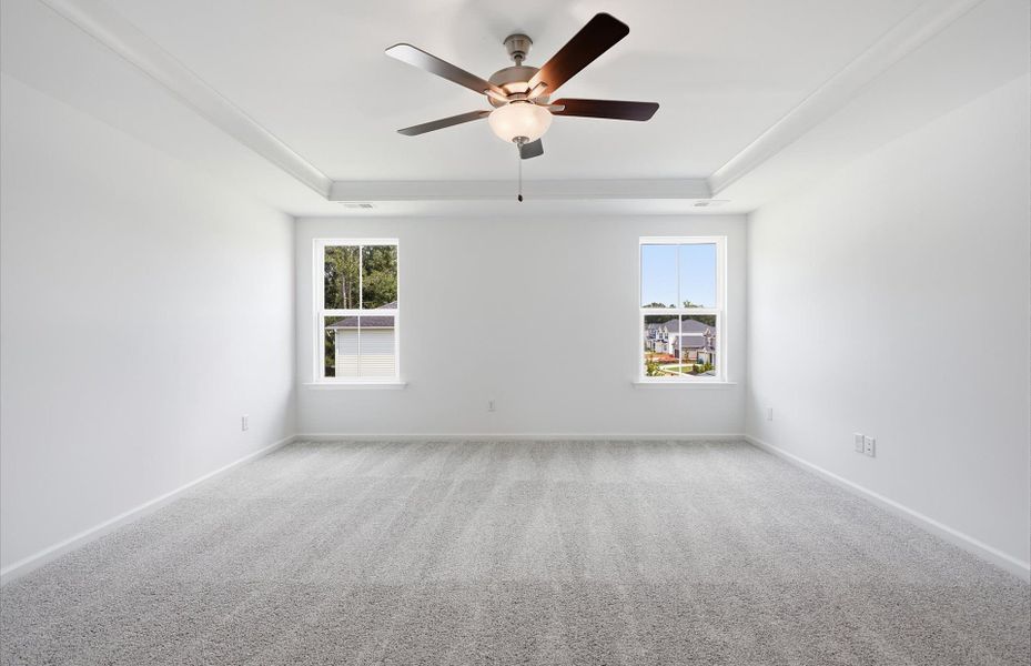 Spacious, unfurnished interior of a new home in Briarwood Reserve, Spartanburg (Image 30).