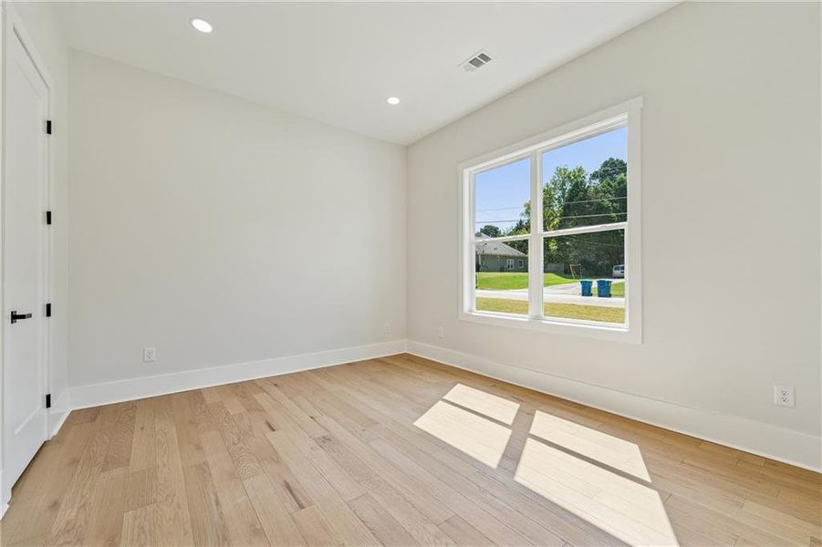 Spacious, unfurnished interior of a new home in , Loganville (Image 32).