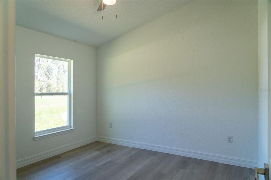Spacious, unfurnished interior of a new home in , Ocala (Image 25).