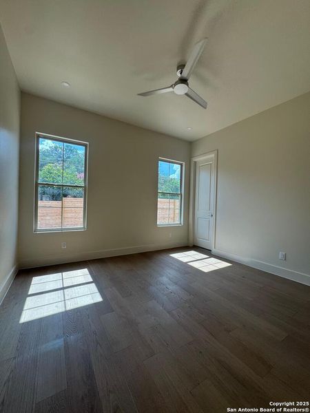Spacious, unfurnished interior of a new home in , Terrell Hills (Image 23). Spacious, unfurnished interior of a new home in , Terrell Hills (Image 23).