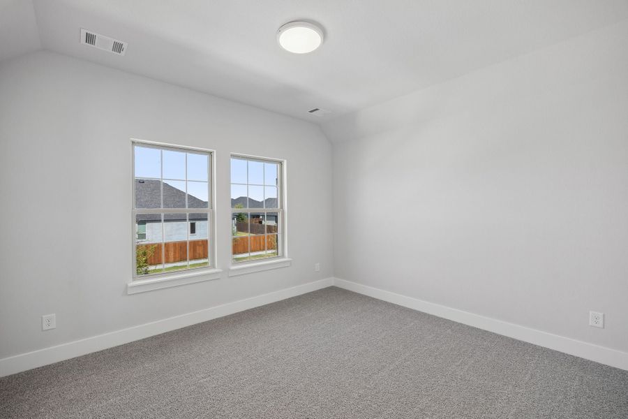 Spacious, unfurnished interior of a new home in Dove Hollow, Waxahachie (Image 25). Spacious, unfurnished interior of a new home in Dove Hollow, Waxahachie (Image 25).