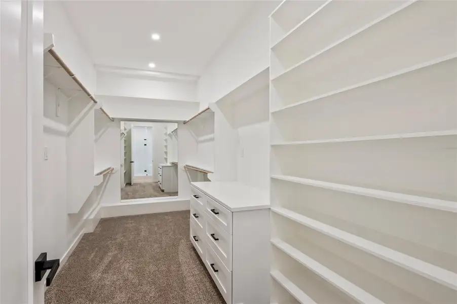Image 45 of a home in .