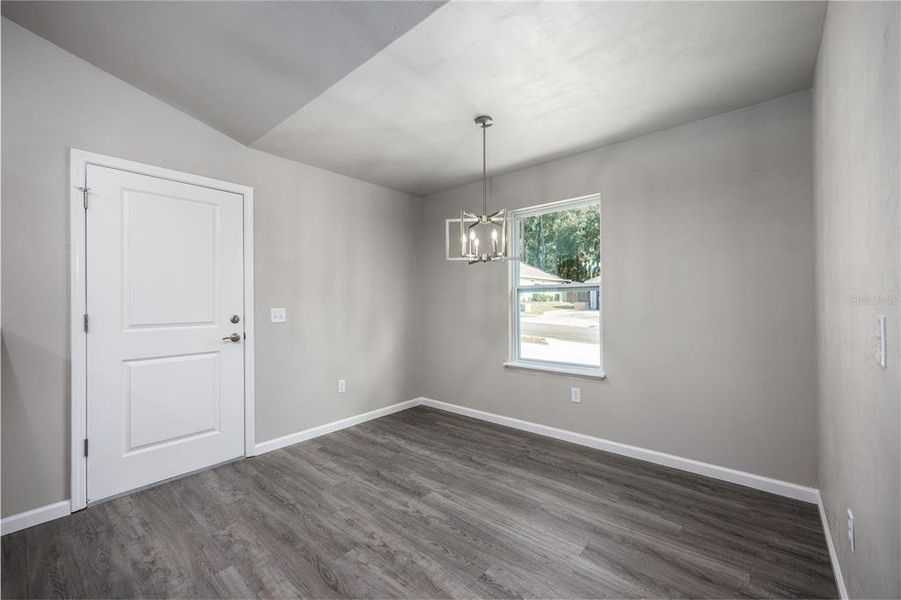 Spacious, unfurnished interior of a new home in , Gainesville (Image 15).