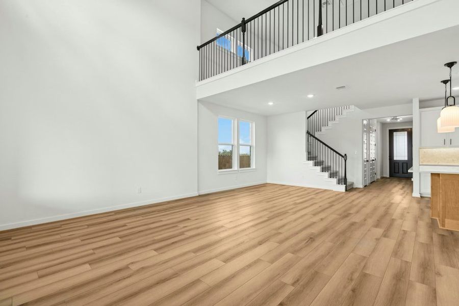 Spacious, unfurnished interior of a new home in University Heights, Round Rock (Image 20).