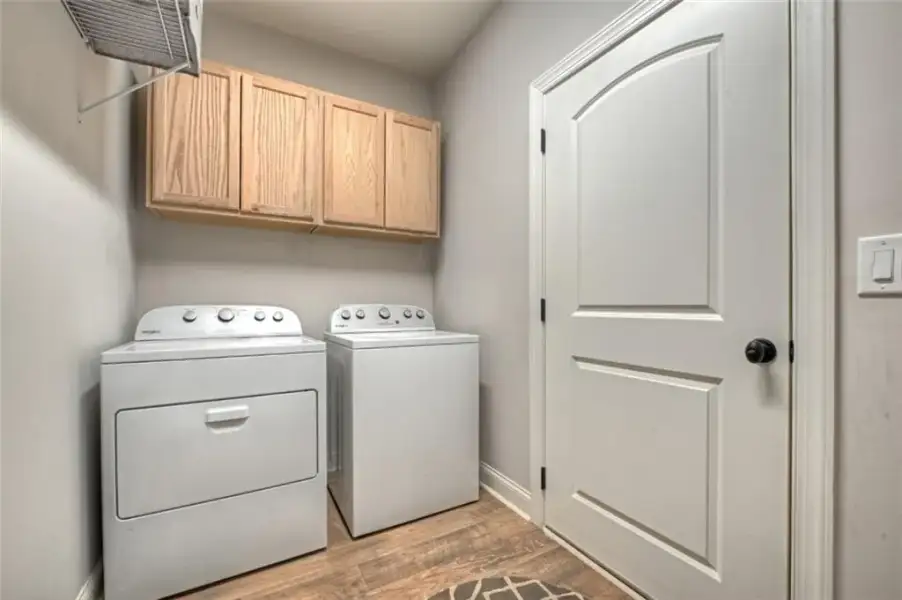Furnished interior view inside a new home in , Ellijay (Image 33).