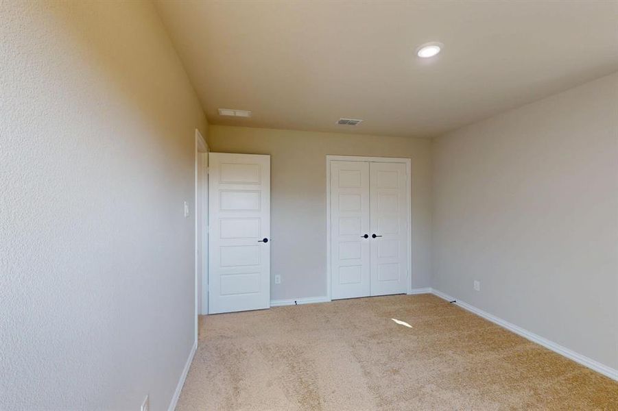 Spacious, unfurnished interior of a new home in Vintage Village, Argyle (Image 20).