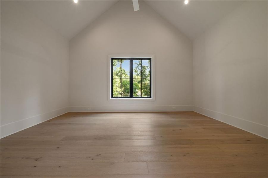 Spacious, unfurnished interior of a new home in , Roswell (Image 51).