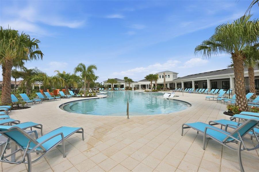Community amenities in Prosperity Lakes Active Adult, Parrish (Image 45).