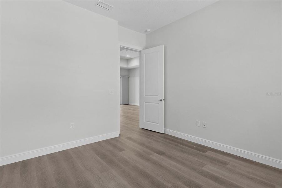 Spacious, unfurnished interior of a new home in , Lady Lake (Image 35).