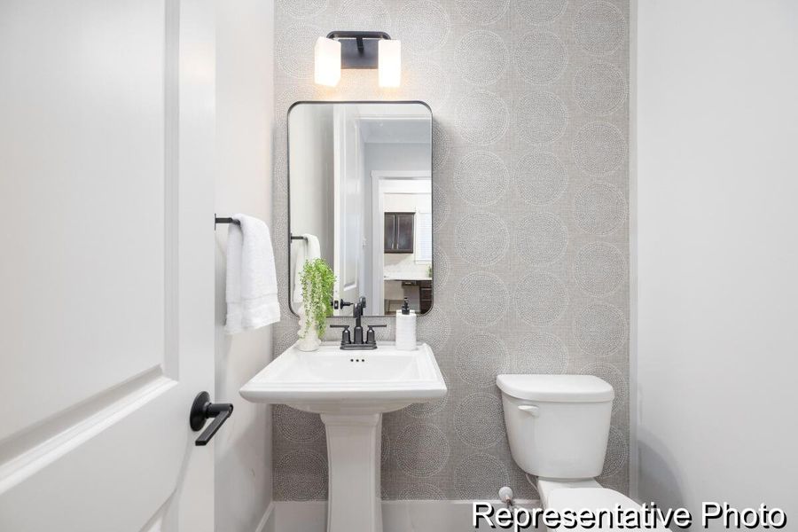 Furnished interior view inside a new home in , Ravenel (Image 31).