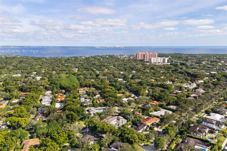 Image 6 of a home in .