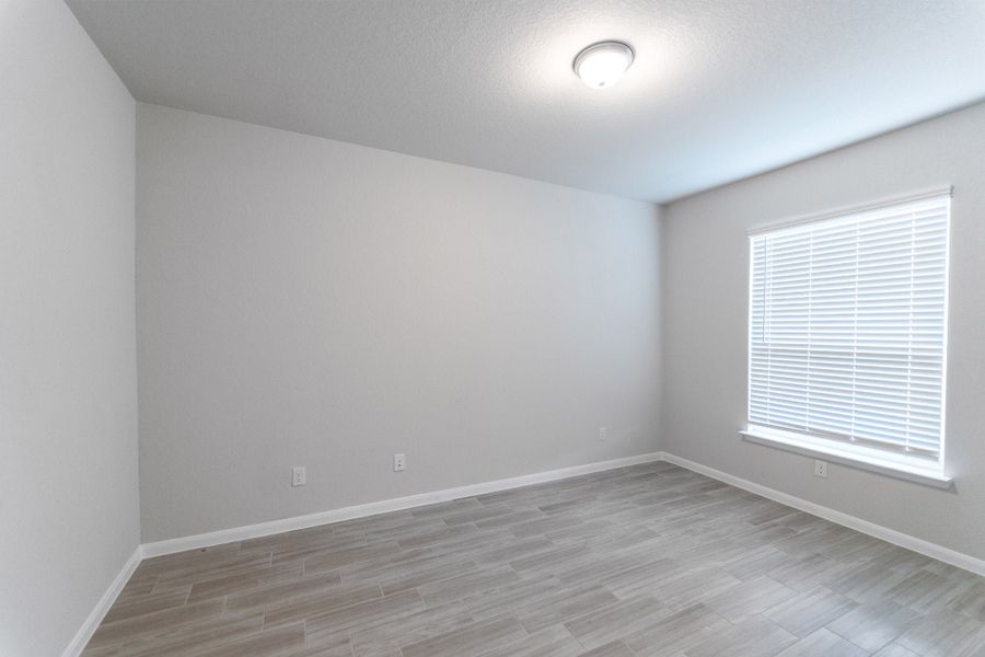 Spacious, unfurnished interior of a new home in Arcadia Ridge, San Antonio (Image 13).
