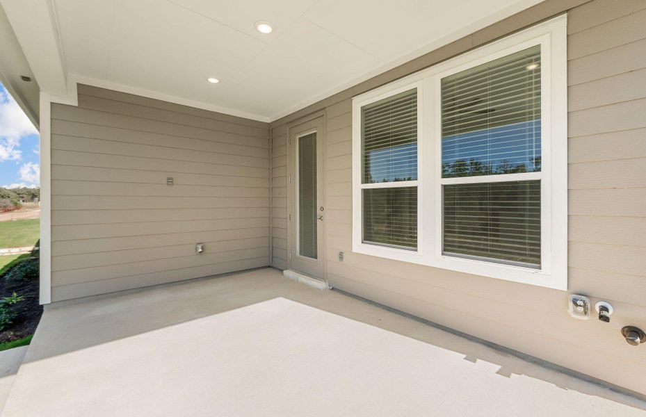 Exterior details and patio area of a home in Sun City Texas, Georgetown (Image 3). Exterior details and patio area of a home in Sun City Texas, Georgetown (Image 3).