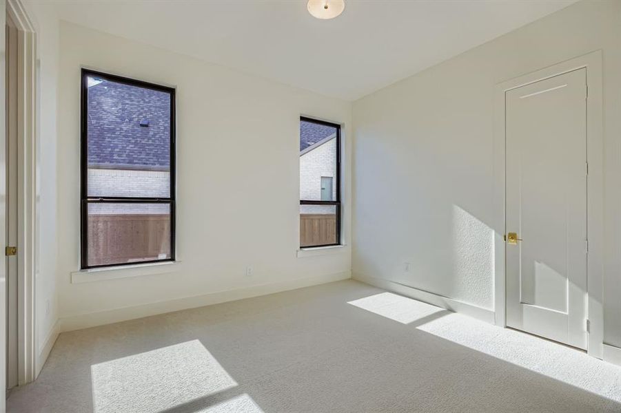 Spacious, unfurnished interior of a new home in , The Colony (Image 19).