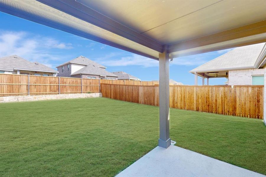 Exterior details and patio area of a home in Meadow Park, Ponder (Image 18). Exterior details and patio area of a home in Meadow Park, Ponder (Image 18).