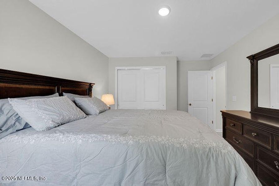 Furnished interior view inside a new home in Edinburgh Village, Jacksonville (Image 26). Furnished interior view inside a new home in Edinburgh Village, Jacksonville (Image 26).