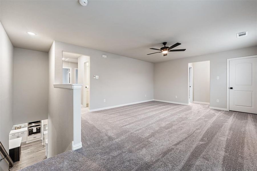 Spacious, unfurnished interior of a new home in Morningstar, Aledo (Image 34).