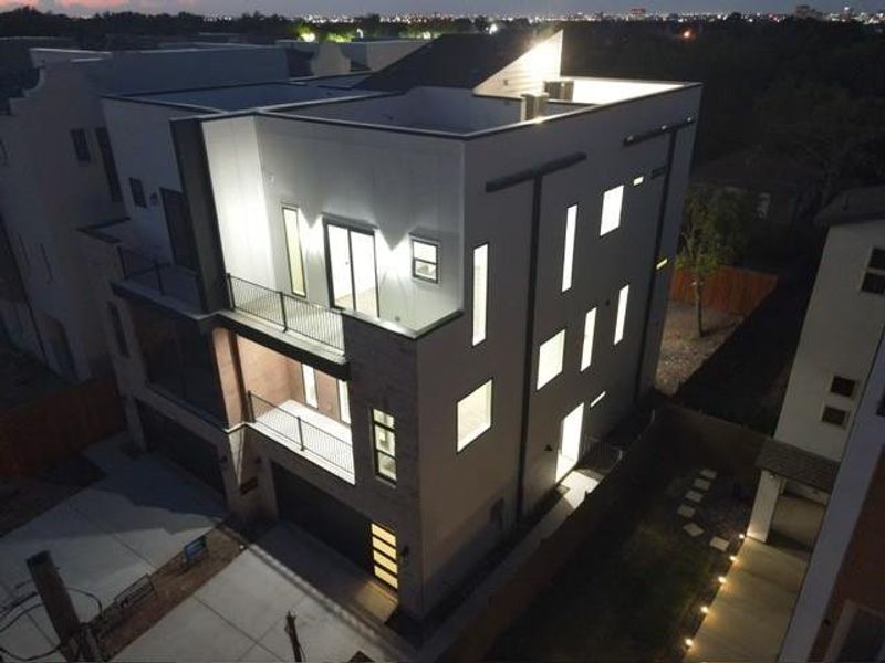 Image 25 of a home in . Image 25 of a home in .