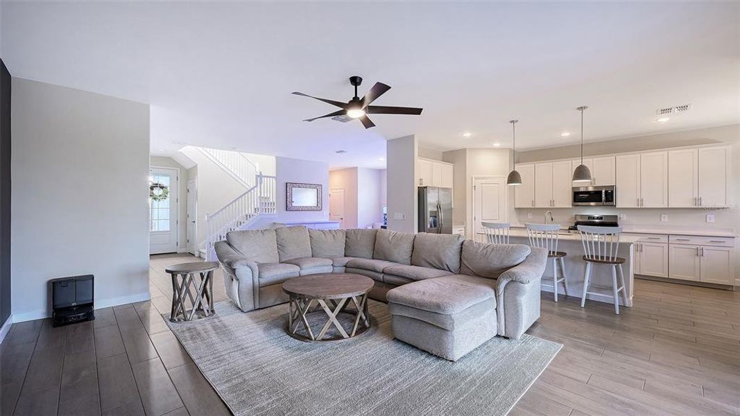 Furnished interior view inside a new home in , Bradenton (Image 39).